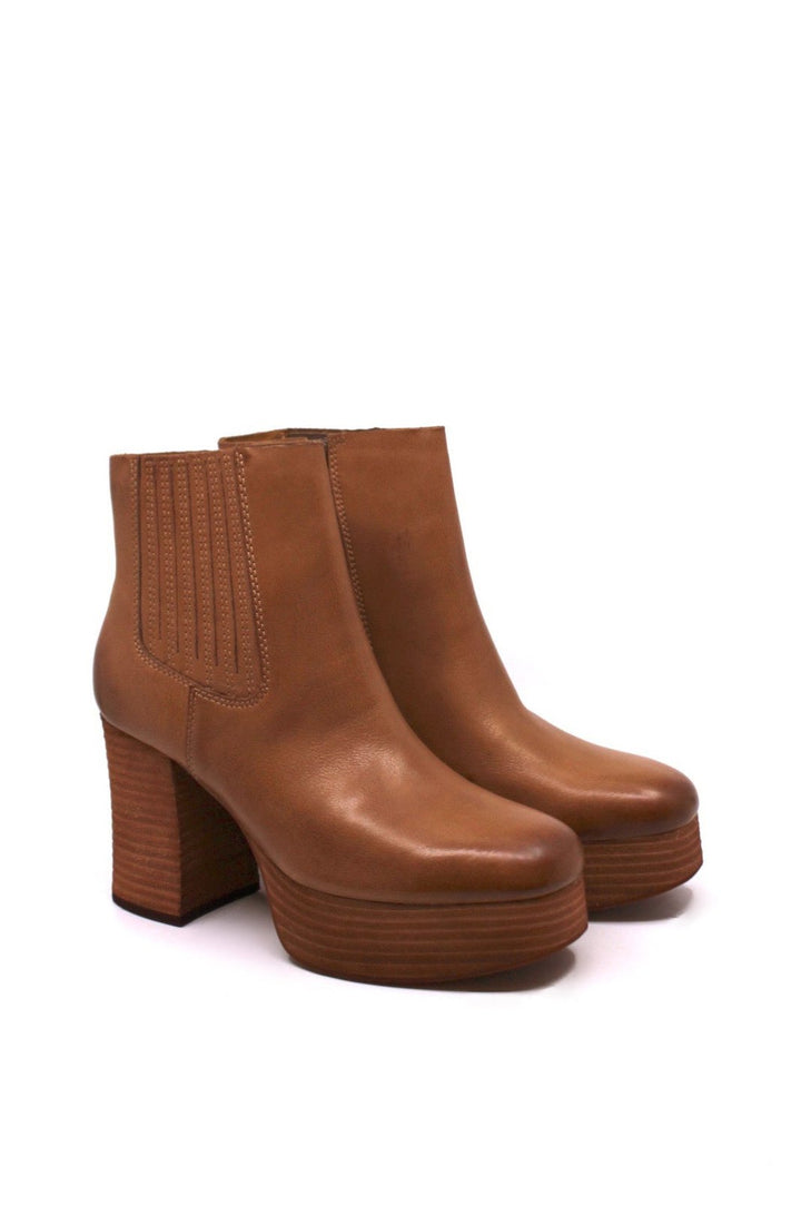 Kork-Ease Baylie Brown