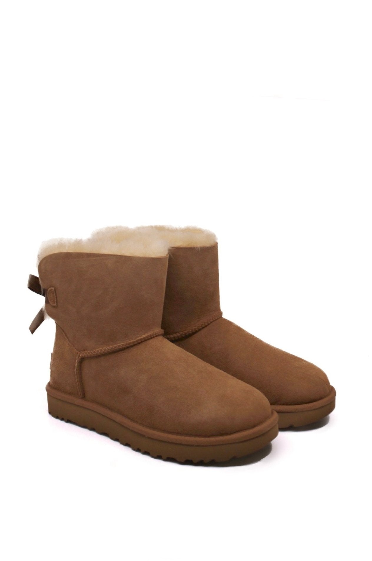 Ugg Women s Mini Bailey Bow II Boot Chestnut 10